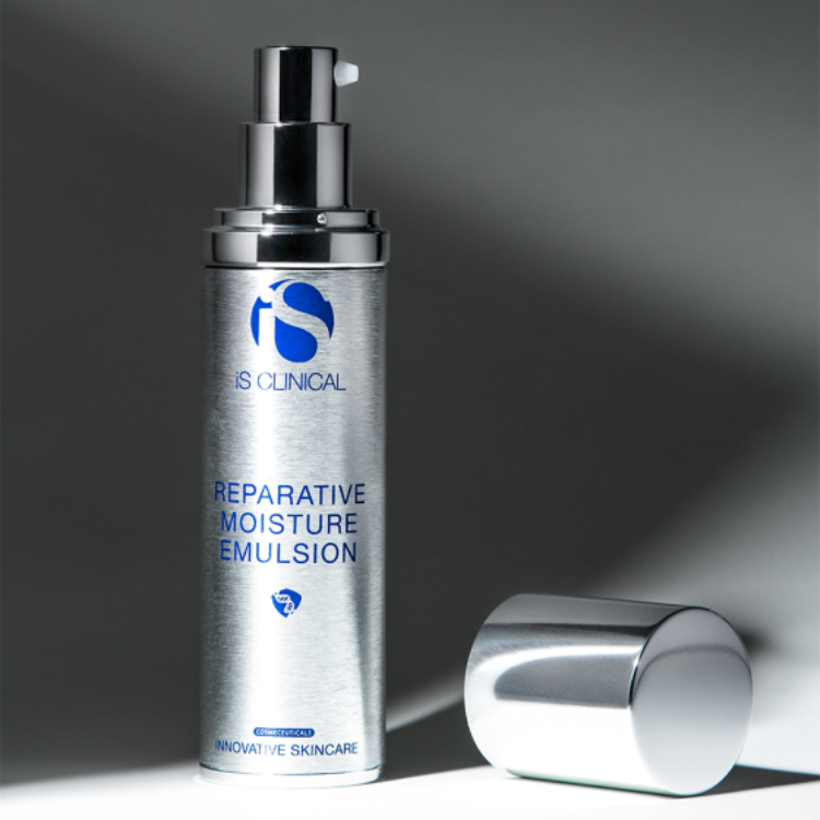 iS Clinical Reparative Moisture Emulsion