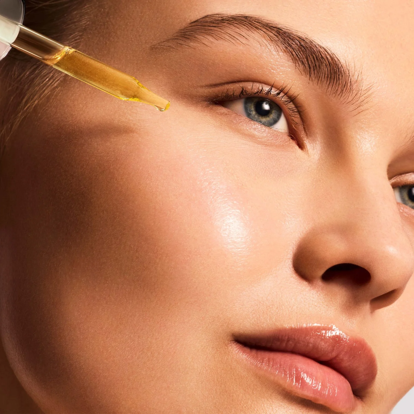 iS Clinical Pro-Heal Serum Advance+